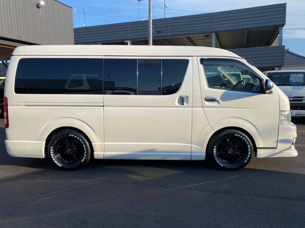 2010 Toyota Hiace Van